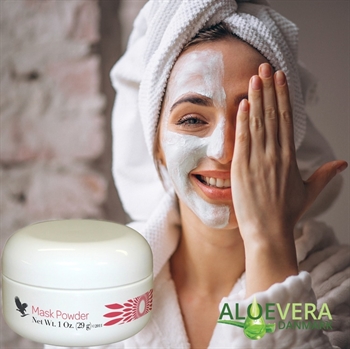 MASK POWDER  effektiv ansigtsmaske gir´ strålende, frisk hud.